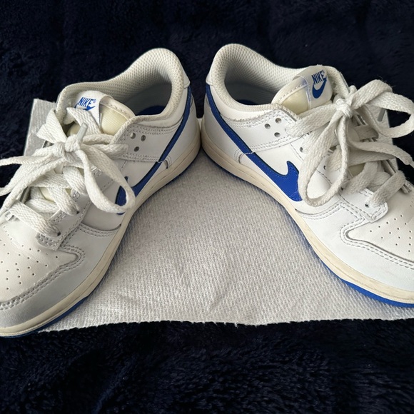 Off White Nike Dunks - Picture 4 of 4